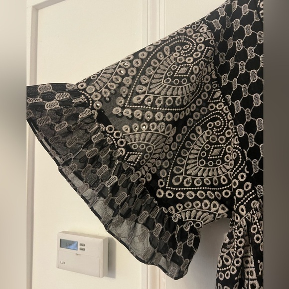 Anthropologie Akemi + Kin Brooke Embroidered Eyelet Swing Dress size 4 (N118) - Picture 3 of 9